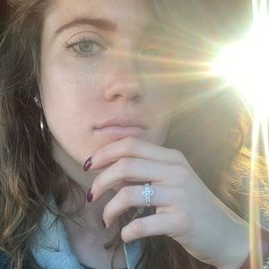 Meet your Posher, Rachel